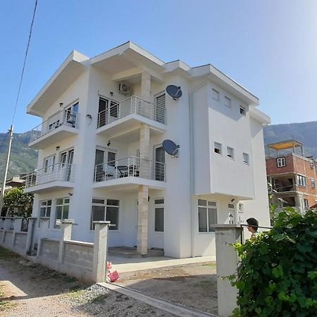 סוטומורה Apartmani Paradise מראה חיצוני תמונה