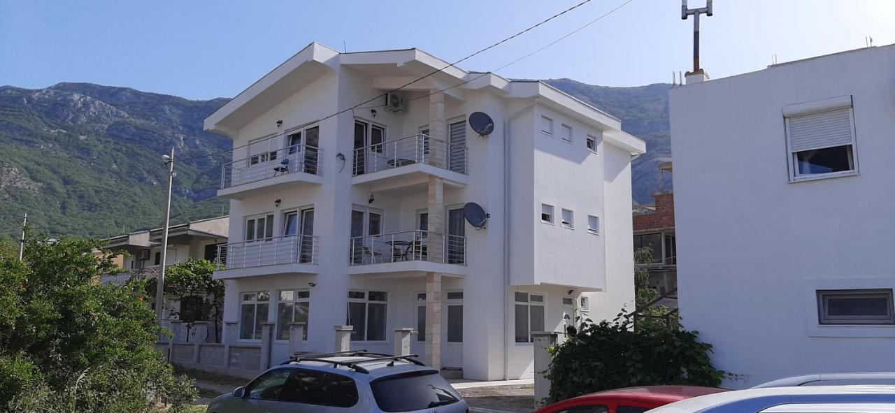 סוטומורה Apartmani Paradise מראה חיצוני תמונה