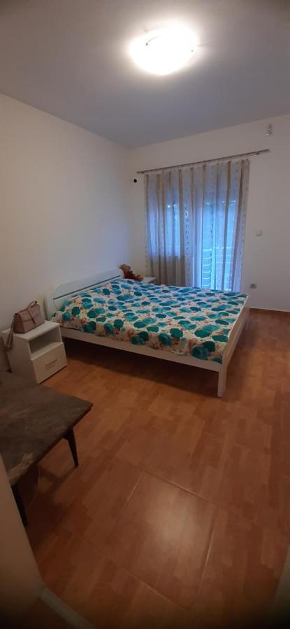 סוטומורה Apartmani Paradise מראה חיצוני תמונה