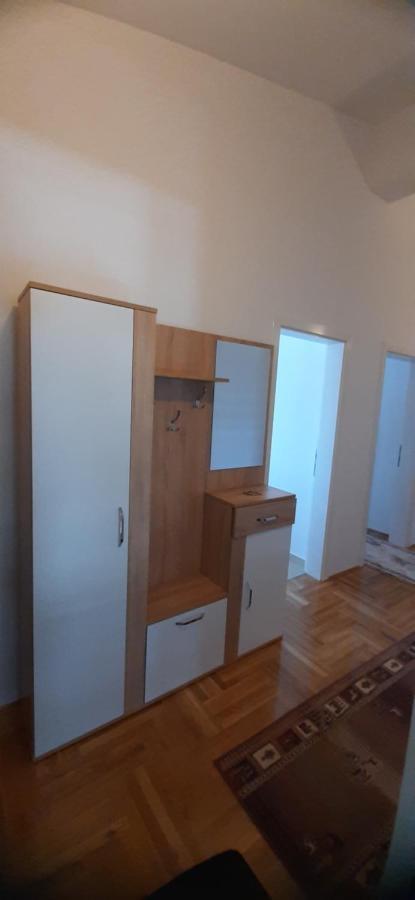 סוטומורה Apartmani Paradise מראה חיצוני תמונה